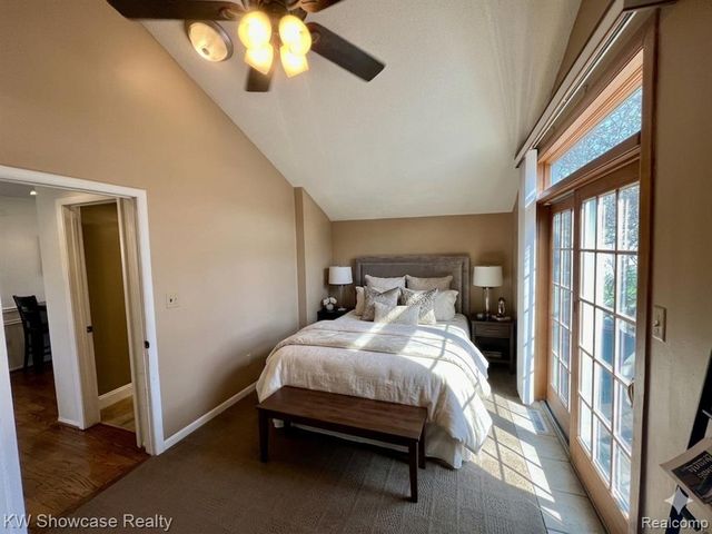 580 Elkinford Drive, White Lake, MI 48383