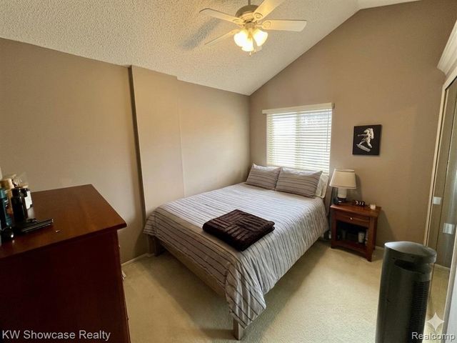 580 Elkinford Drive, White Lake, MI 48383