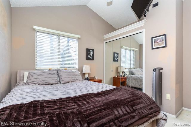 580 Elkinford Drive, White Lake, MI 48383