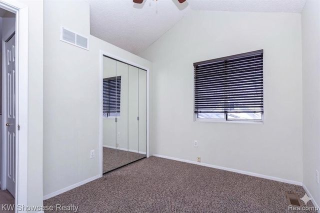 580 Elkinford Drive, White Lake, MI 48383