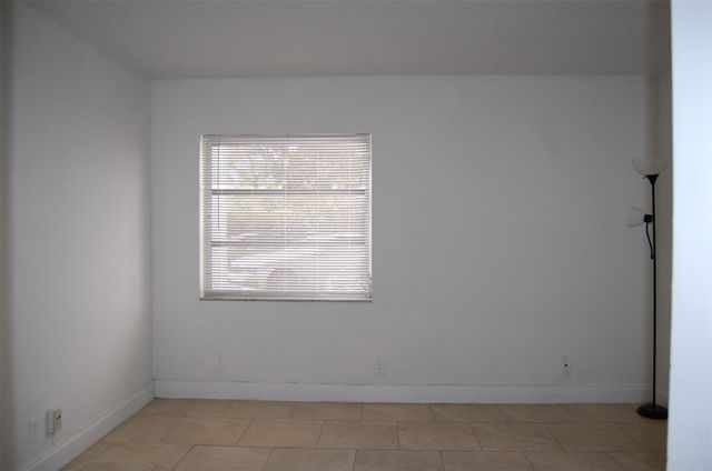 622 NW 13th Street 13, Boca Raton, FL 33486