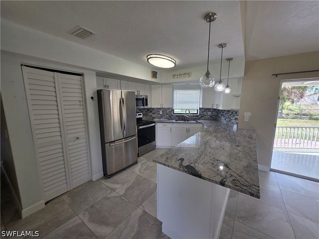 3161 43rd ST SW, Naples, FL 34116