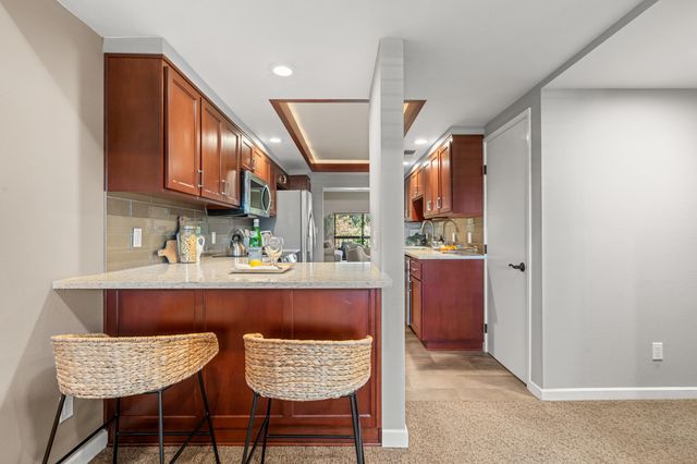115 Rogue River Highway APT 307, Grants Pass, OR 97527