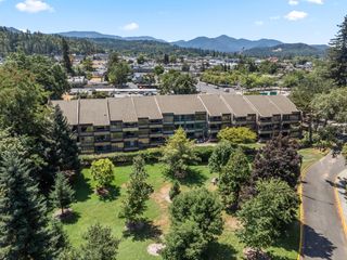 115 Rogue River Highway APT 307, Grants Pass, OR 97527