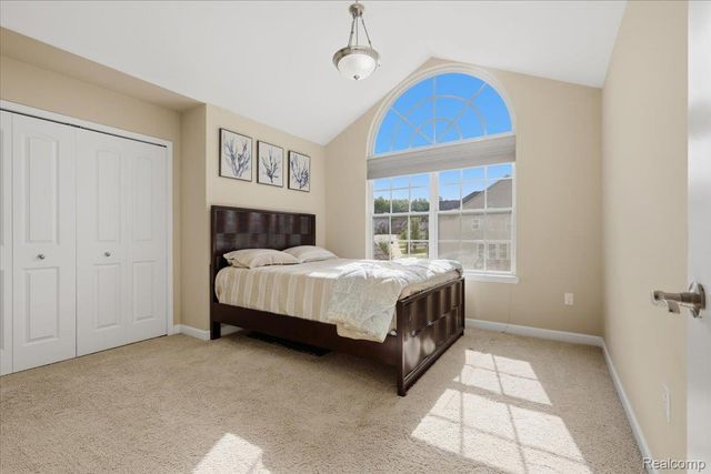 4810 E Stonegate Circle, Orion Charter Township, MI 48359