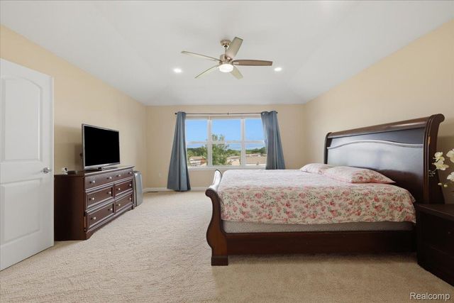 4810 E Stonegate Circle, Orion Charter Township, MI 48359
