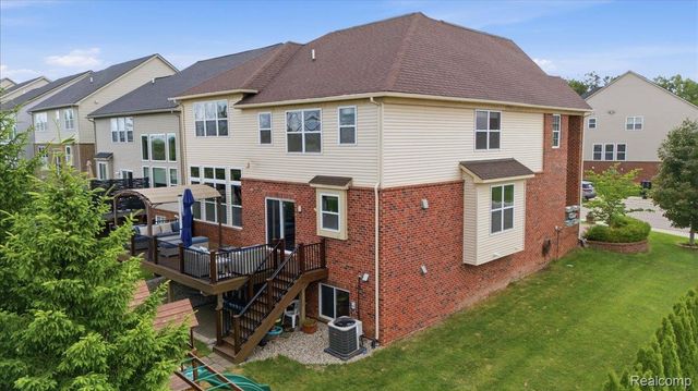 4810 E Stonegate Circle, Orion Charter Township, MI 48359