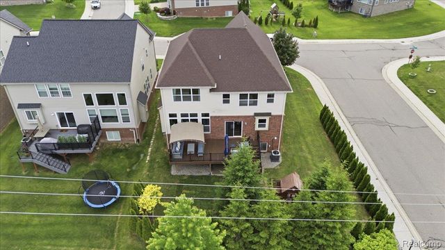 4810 E Stonegate Circle, Orion Charter Township, MI 48359