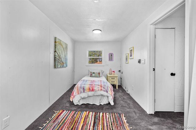 4020 Wall Avenue, Allen Park, MI 48101