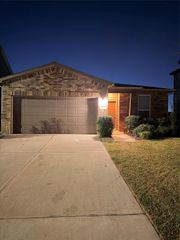 4411 Autumn Pass Court, Houston, TX 77069