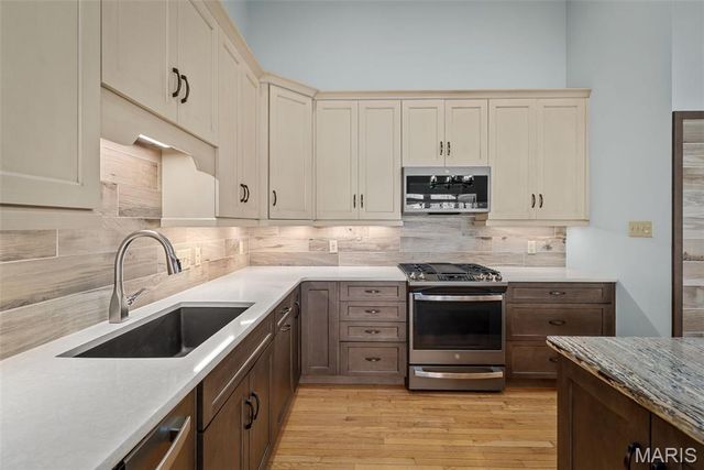 1863 Smizer Mill Road, Fenton, MO 63026