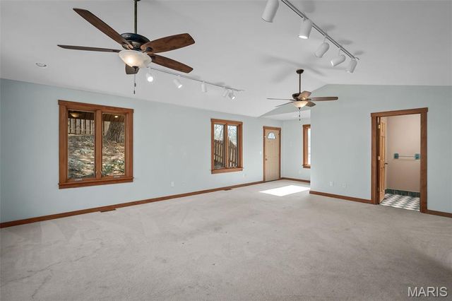 1863 Smizer Mill Road, Fenton, MO 63026