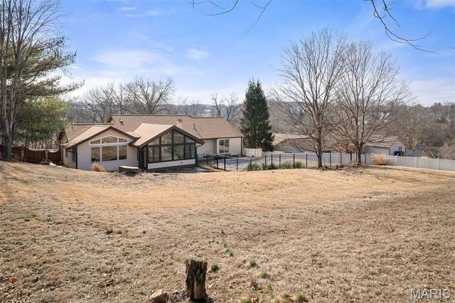 1863 Smizer Mill Road, Fenton, MO 63026