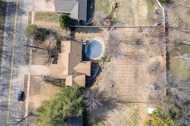 1863 Smizer Mill Road, Fenton, MO 63026