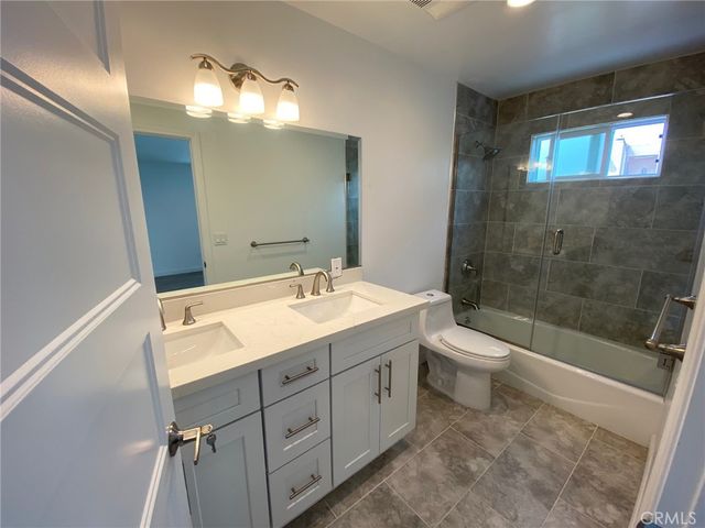 9110 Burnet Avenue, North Hills, CA 91343