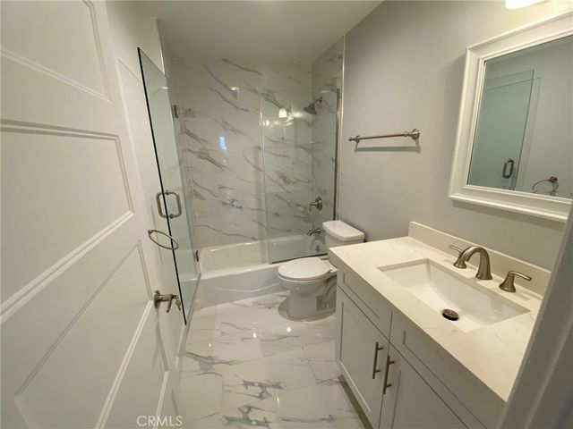 9110 Burnet Avenue, North Hills, CA 91343