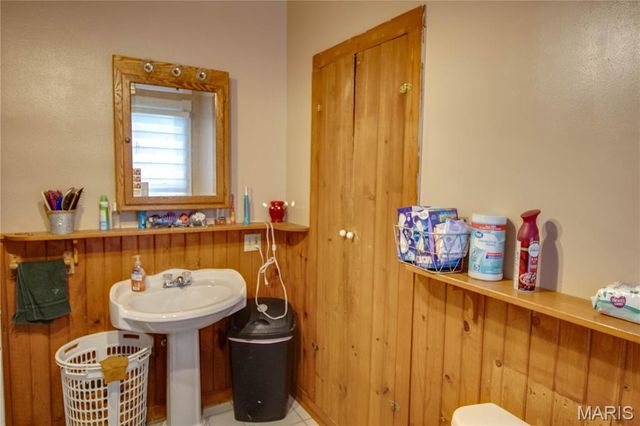 315 E Prairie Street, Jerseyville, IL 62052