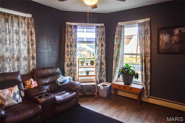 315 E Prairie Street, Jerseyville, IL 62052