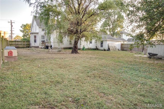 315 E Prairie Street, Jerseyville, IL 62052