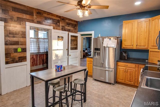 315 E Prairie Street, Jerseyville, IL 62052