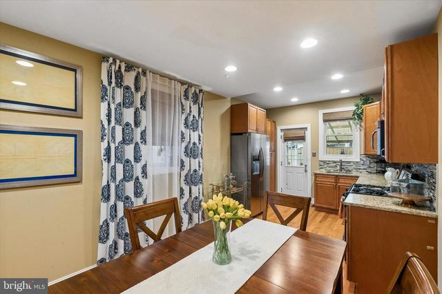 912 JACKSON ST, Philadelphia, PA 19148