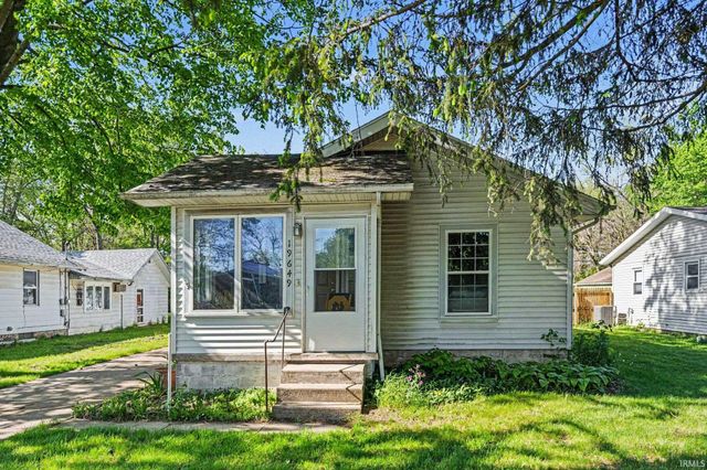 19649 Darden Road, South Bend, IN 46637