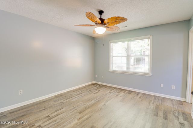 635 Lanvale Hills Circle NE, Leland, NC 28451