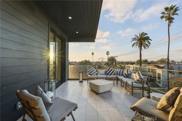626 Longfellow, Hermosa Beach, CA 90254