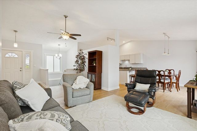 3039 Jeanlin Drive, Grand Rapids, MI 49546