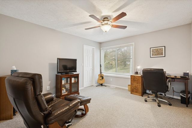 3039 Jeanlin Drive, Grand Rapids, MI 49546