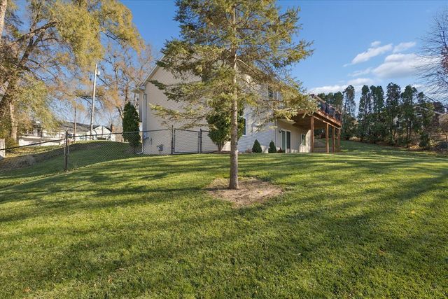 3039 Jeanlin Drive, Grand Rapids, MI 49546