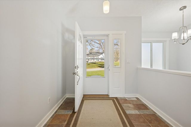 3039 Jeanlin Drive, Grand Rapids, MI 49546