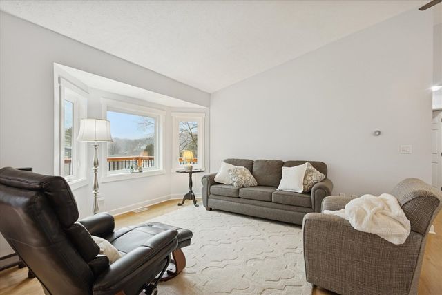 3039 Jeanlin Drive, Grand Rapids, MI 49546