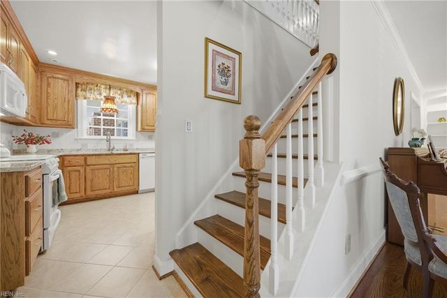 700 Riverside DR, Newport News, VA 23606