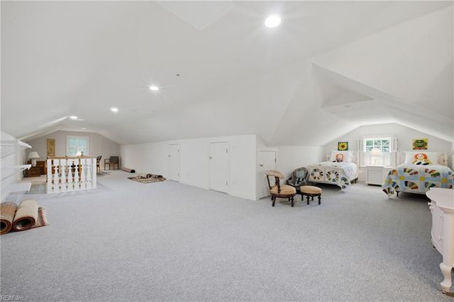 700 Riverside DR, Newport News, VA 23606