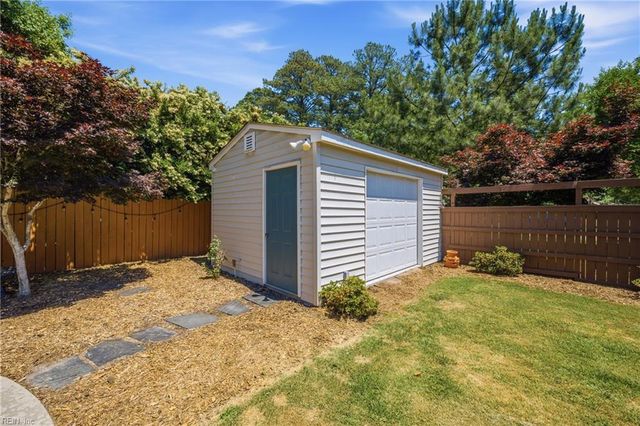 700 Riverside DR, Newport News, VA 23606