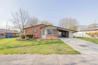 23300 N Brookside Drive, Dearborn Heights, MI 48125