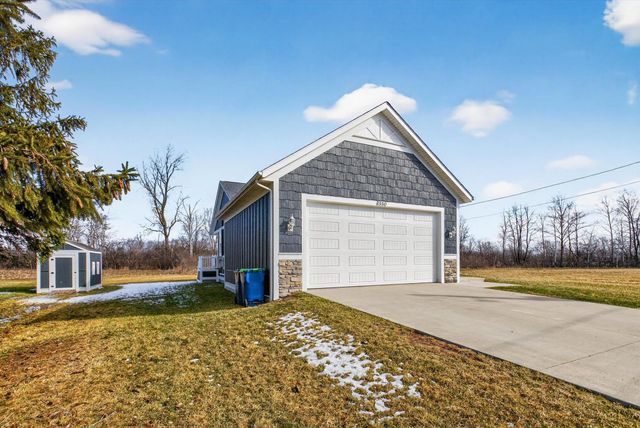 8550 Gilmour Lane, Freeland, MI 48623