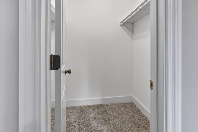 8550 Gilmour Lane, Freeland, MI 48623