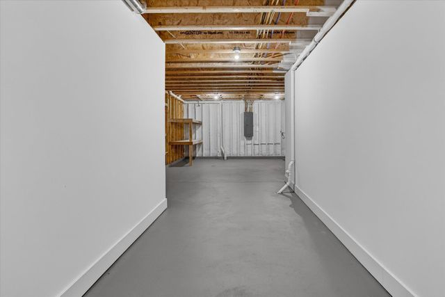 8550 Gilmour Lane, Freeland, MI 48623