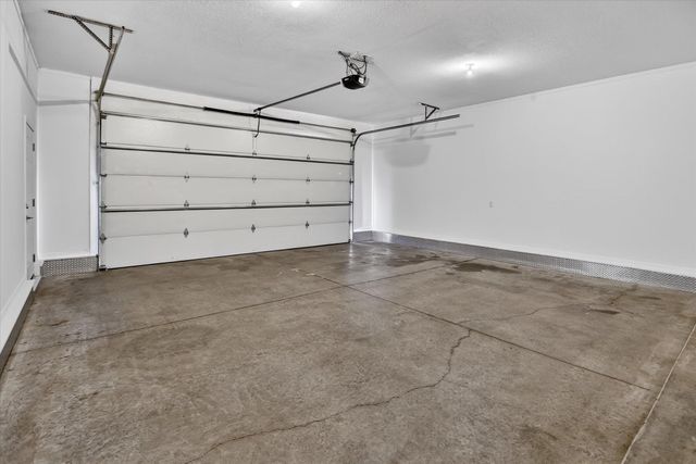 8550 Gilmour Lane, Freeland, MI 48623