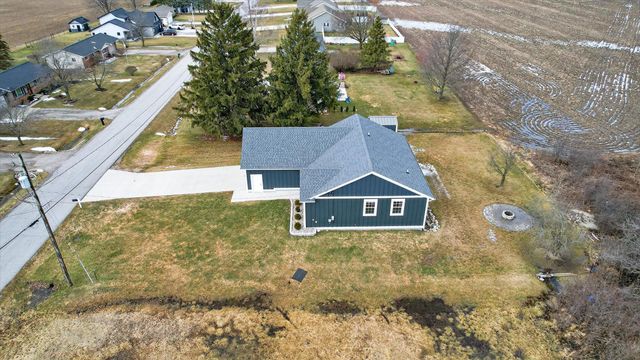 8550 Gilmour Lane, Freeland, MI 48623