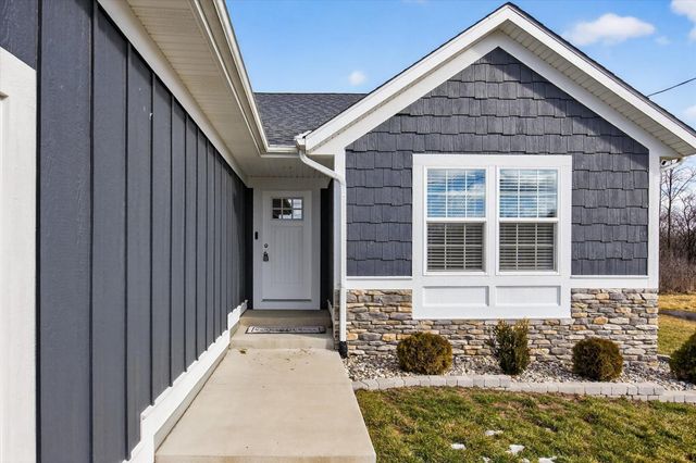 8550 Gilmour Lane, Freeland, MI 48623