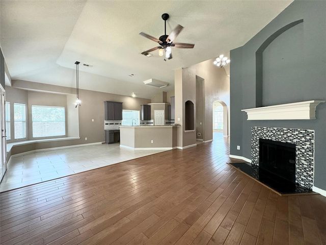 9301 Regal Oaks Drive, Mckinney, TX 75072