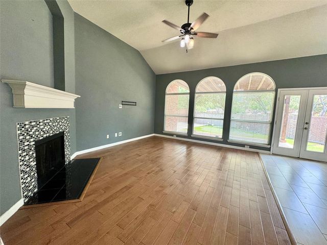 9301 Regal Oaks Drive, Mckinney, TX 75072