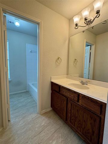 9301 Regal Oaks Drive, Mckinney, TX 75072