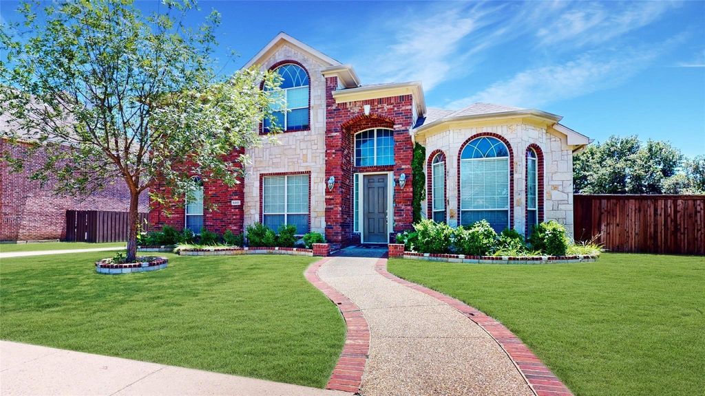 9301 Regal Oaks Drive, Mckinney, TX 75072
