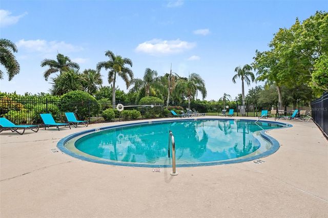 6137 BAYSIDE KEY DRIVE, Tampa, FL 33615