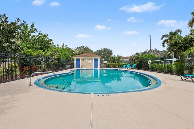 6137 BAYSIDE KEY DRIVE, Tampa, FL 33615