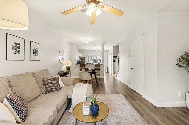 6137 BAYSIDE KEY DRIVE, Tampa, FL 33615